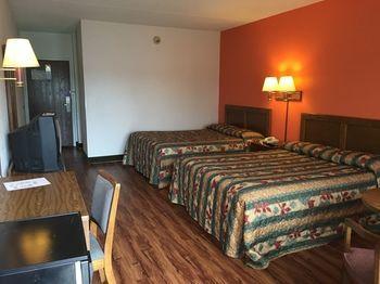 Smokies Inn & Suites Kodak Exterior photo