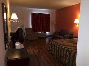 Smokies Inn & Suites Kodak Exterior photo